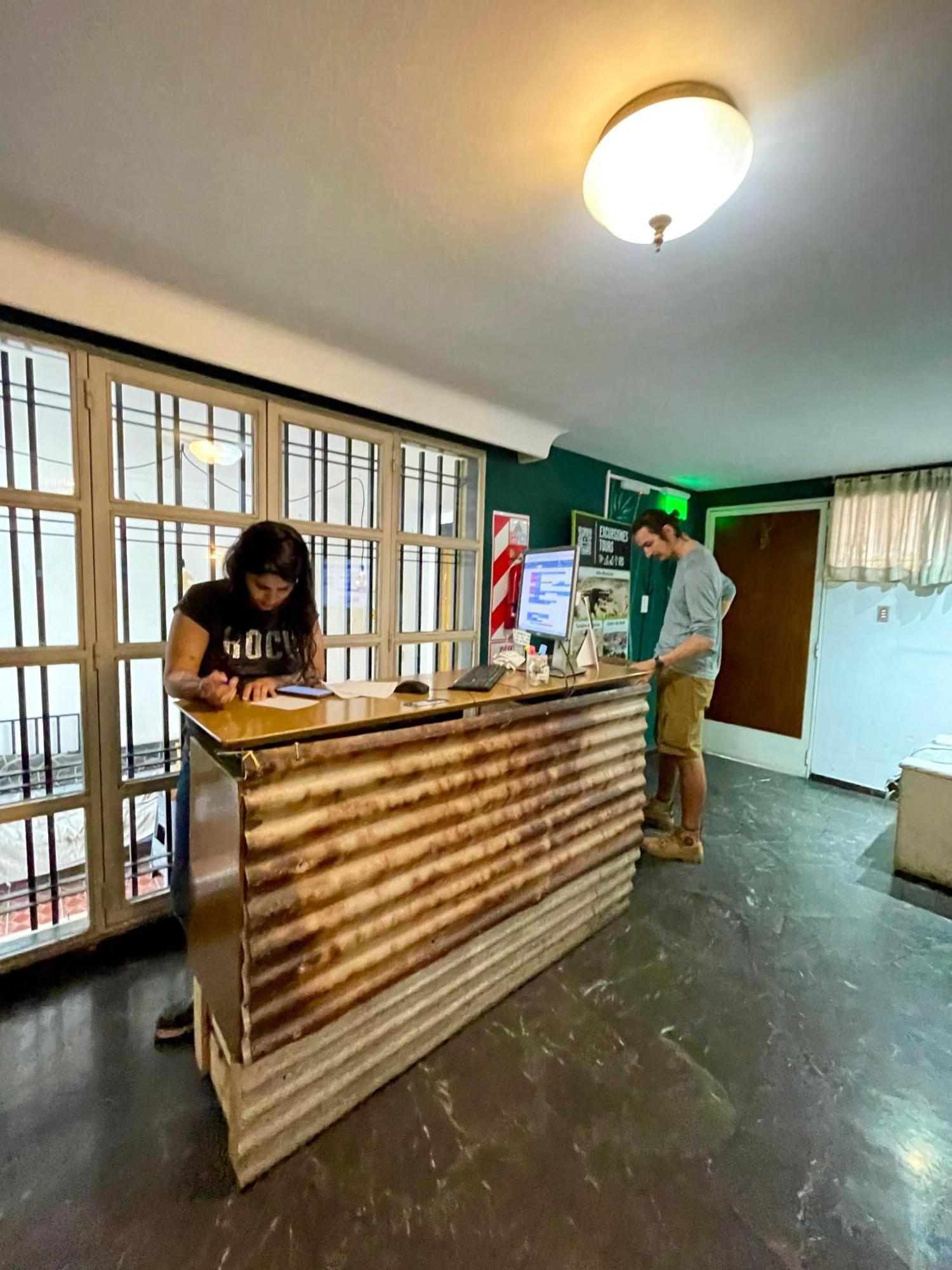 Panda Hostel Мендоса Екстер'єр фото