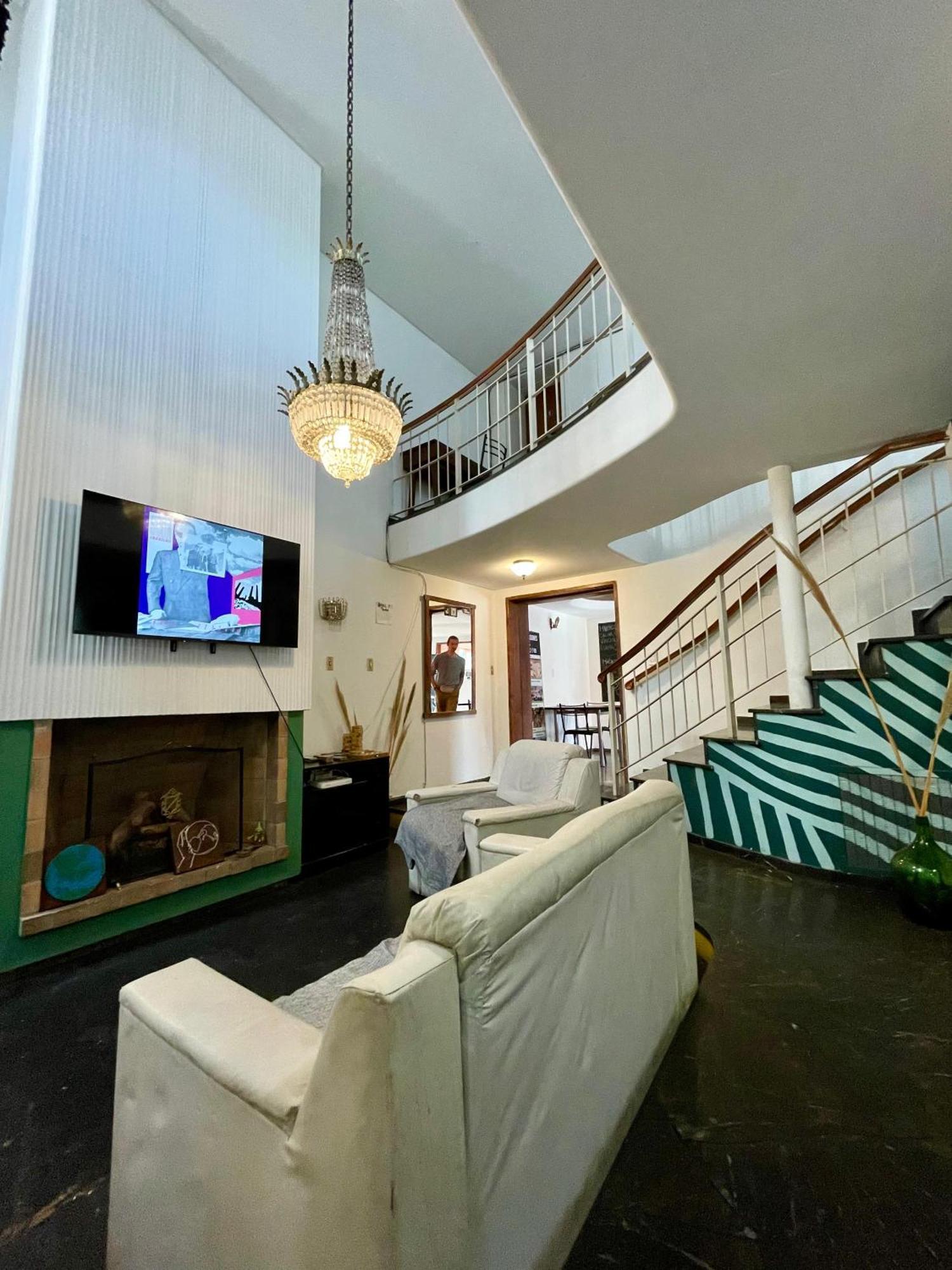 Panda Hostel Мендоса Екстер'єр фото